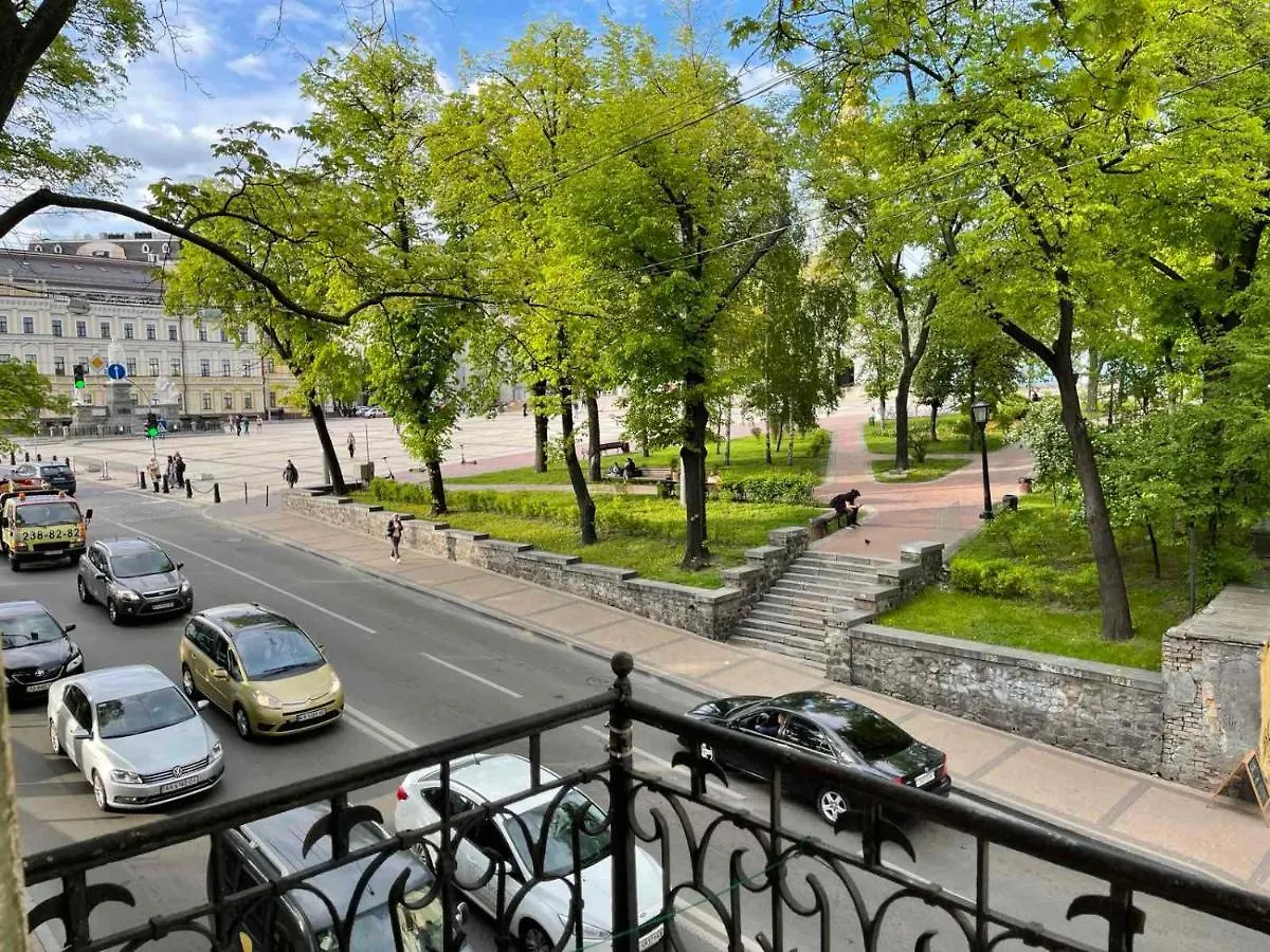 דירות קייב Amazing View Of St. Michael'S Square
